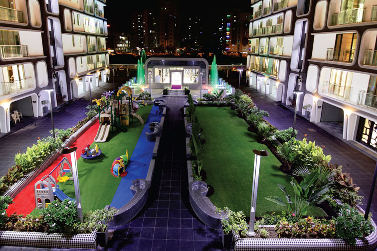 Surya Lifestyle - 4 BHK Flats in Surat